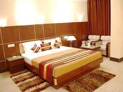 Hôtel Asian Plaza à Dharamshala Extérieur photo